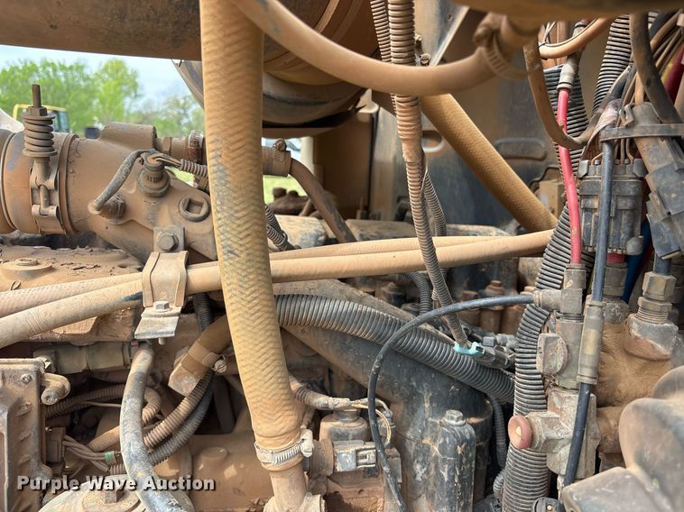 image for item DS3671 2007 Mack CHN613 dump truck