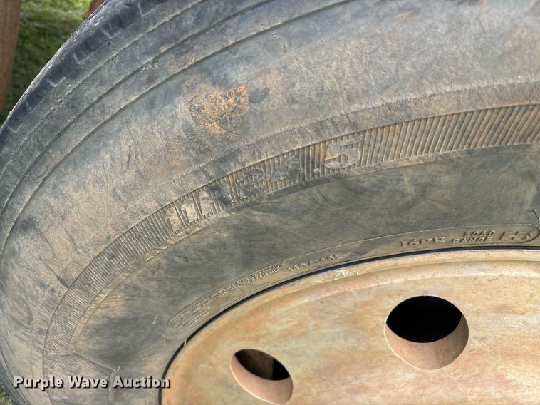 image for item DS3671 2007 Mack CHN613 dump truck