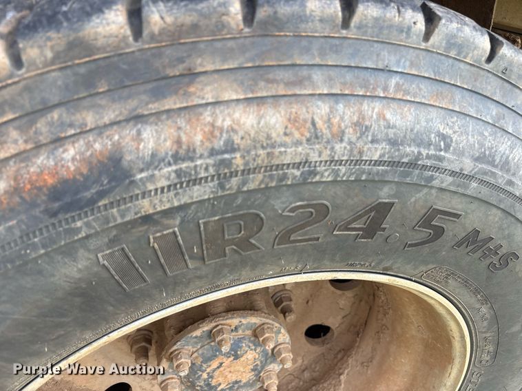 image for item DS3671 2007 Mack CHN613 dump truck