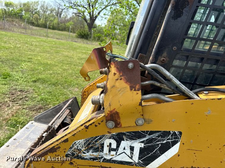 image for item DS3677 2012 Caterpillar 259B3 tracked skid steer loader