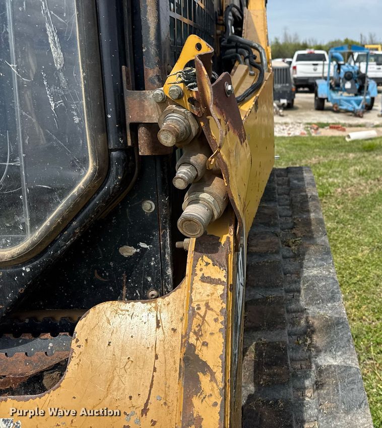image for item DS3677 2012 Caterpillar 259B3 tracked skid steer loader