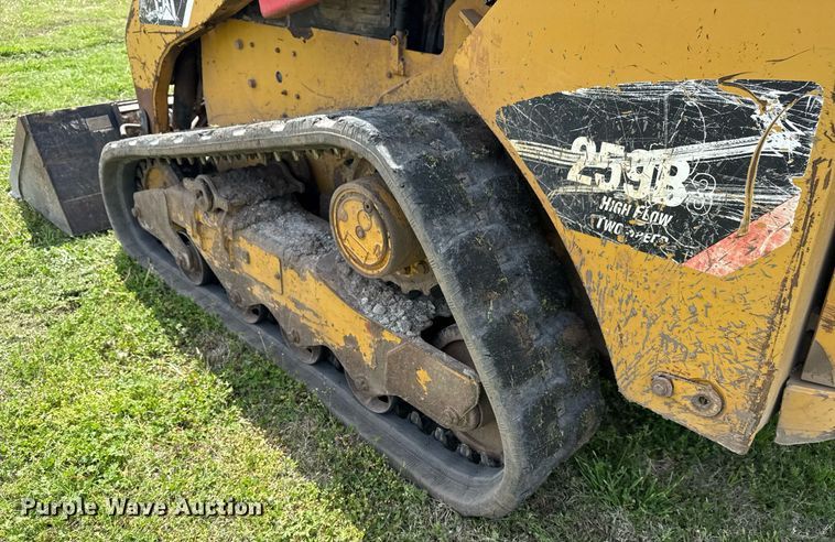 image for item DS3677 2012 Caterpillar 259B3 tracked skid steer loader
