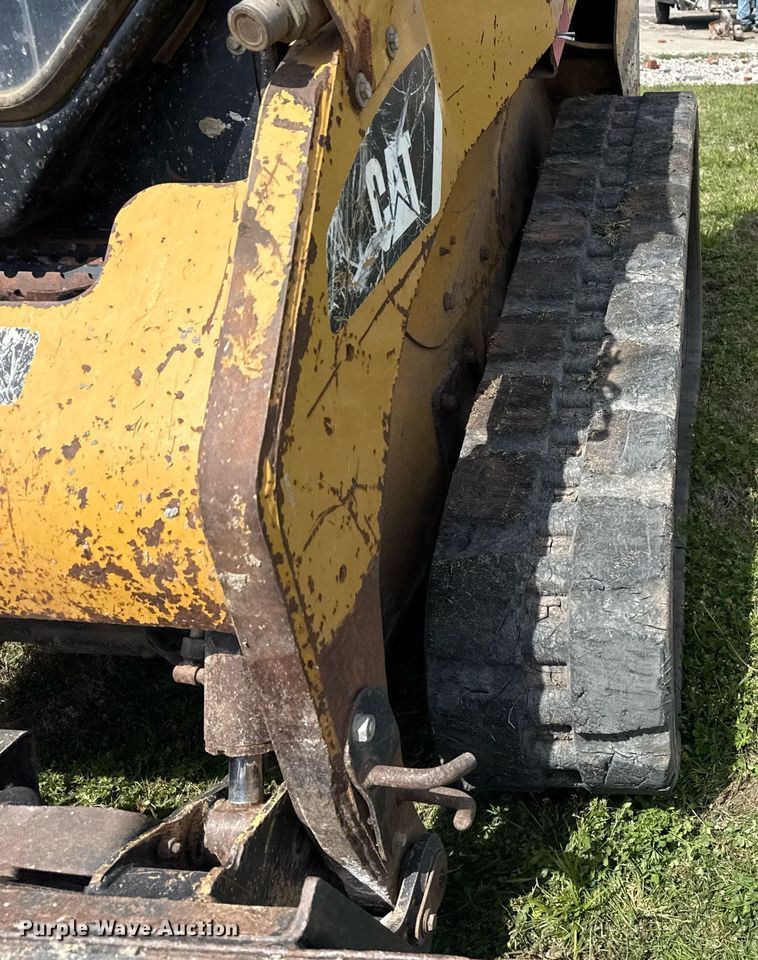 image for item DS3677 2012 Caterpillar 259B3 tracked skid steer loader