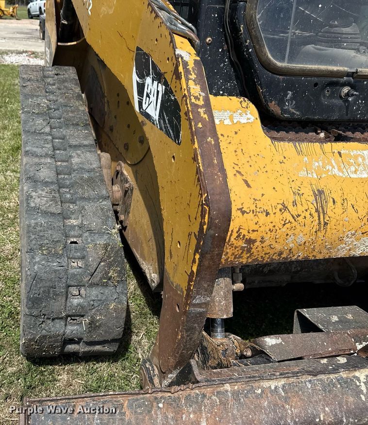 image for item DS3677 2012 Caterpillar 259B3 tracked skid steer loader