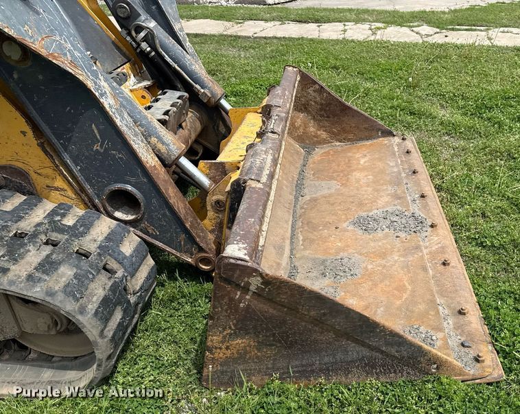 image for item DS3678 2015 John Deere 329E tracked skid steer loader