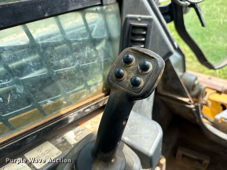 image for item DS3678 2015 John Deere 329E tracked skid steer loader