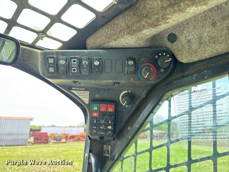 image for item DS3678 2015 John Deere 329E tracked skid steer loader