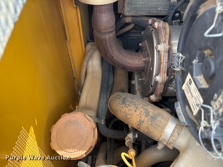 image for item DS3678 2015 John Deere 329E tracked skid steer loader