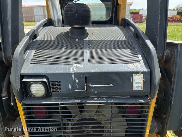 image for item DS3678 2015 John Deere 329E tracked skid steer loader