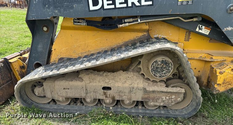 image for item DS3678 2015 John Deere 329E tracked skid steer loader