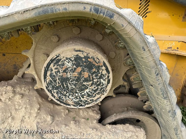 image for item DS3678 2015 John Deere 329E tracked skid steer loader