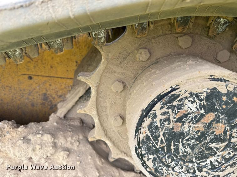 image for item DS3678 2015 John Deere 329E tracked skid steer loader