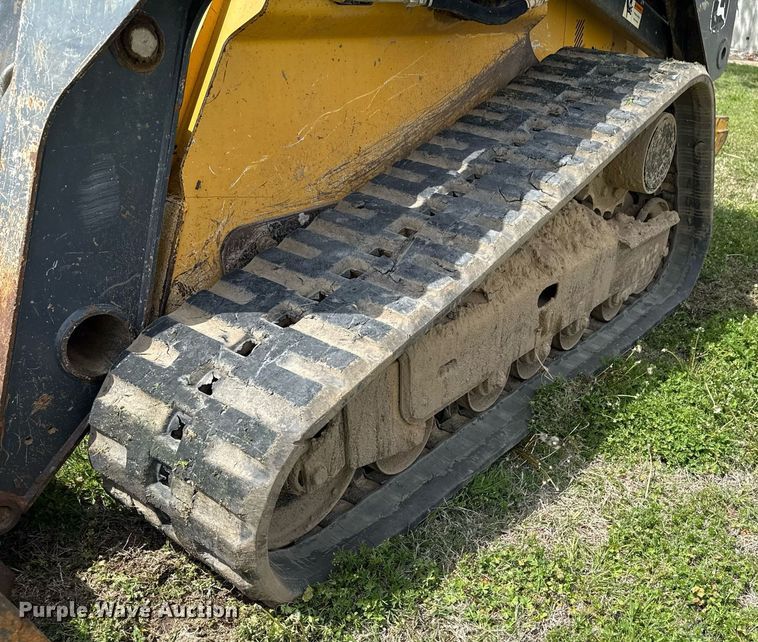 image for item DS3678 2015 John Deere 329E tracked skid steer loader