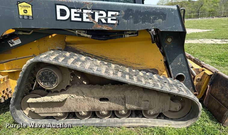 image for item DS3678 2015 John Deere 329E tracked skid steer loader