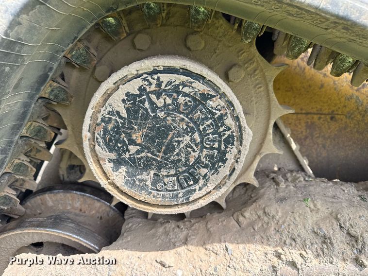 image for item DS3678 2015 John Deere 329E tracked skid steer loader