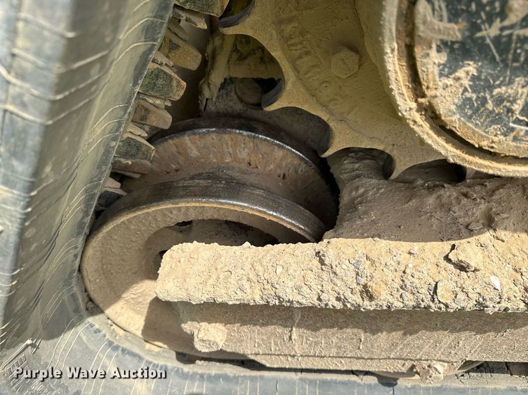 image for item DS3678 2015 John Deere 329E tracked skid steer loader