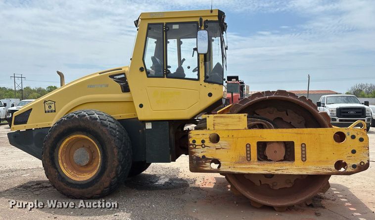 image for item DS3679 2013 Bomag BW 211 D-50 single drum vibratory roller