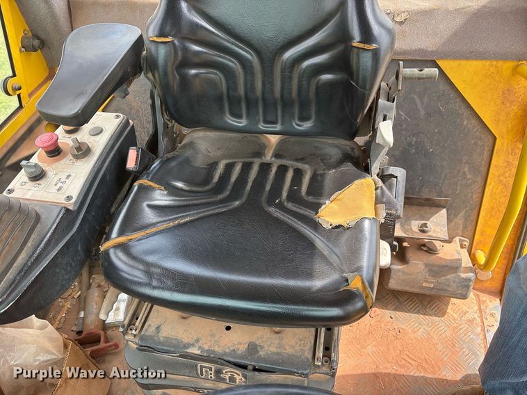 image for item DS3679 2013 Bomag BW 211 D-50 single drum vibratory roller