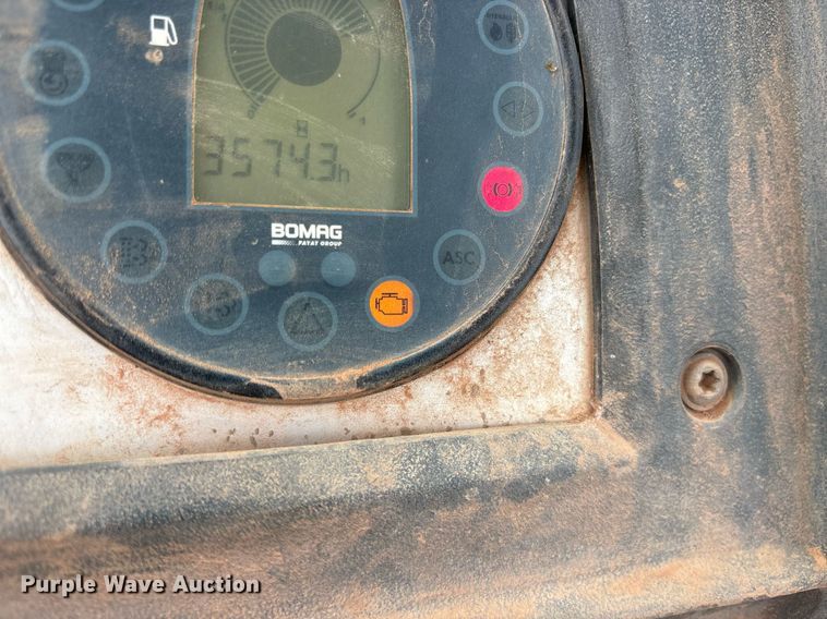 image for item DS3679 2013 Bomag BW 211 D-50 single drum vibratory roller