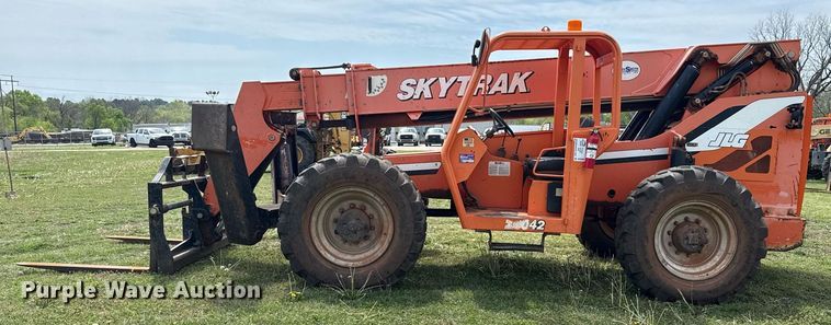 image for item DS3680 2013 JLG 10042 telehandler