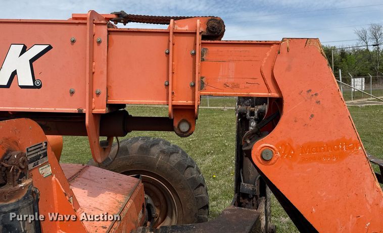 image for item DS3680 2013 JLG 10042 telehandler