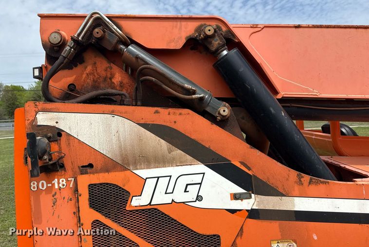 image for item DS3680 2013 JLG 10042 telehandler