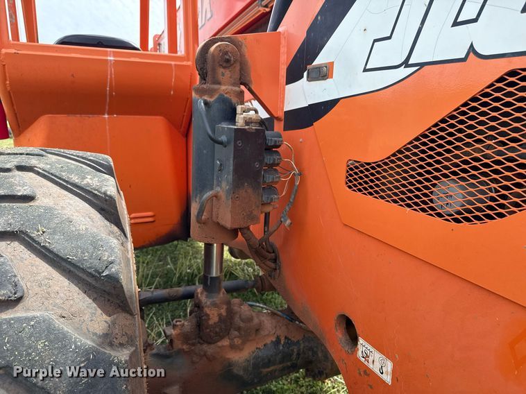 image for item DS3680 2013 JLG 10042 telehandler