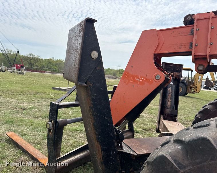 image for item DS3680 2013 JLG 10042 telehandler