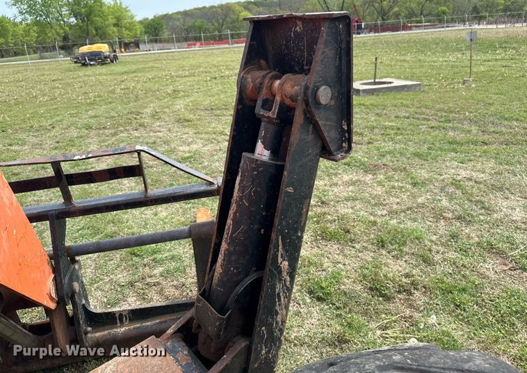 image for item DS3680 2013 JLG 10042 telehandler