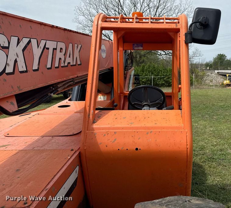 image for item DS3680 2013 JLG 10042 telehandler