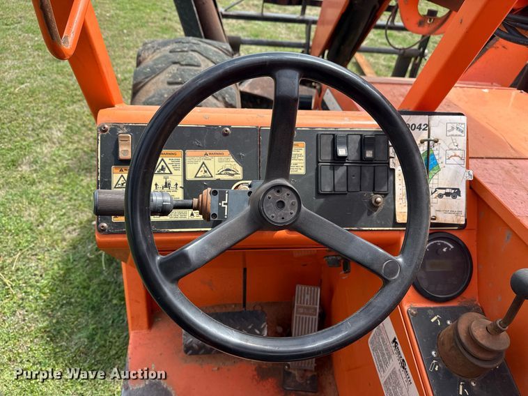 image for item DS3680 2013 JLG 10042 telehandler