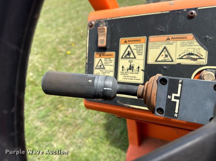 image for item DS3680 2013 JLG 10042 telehandler