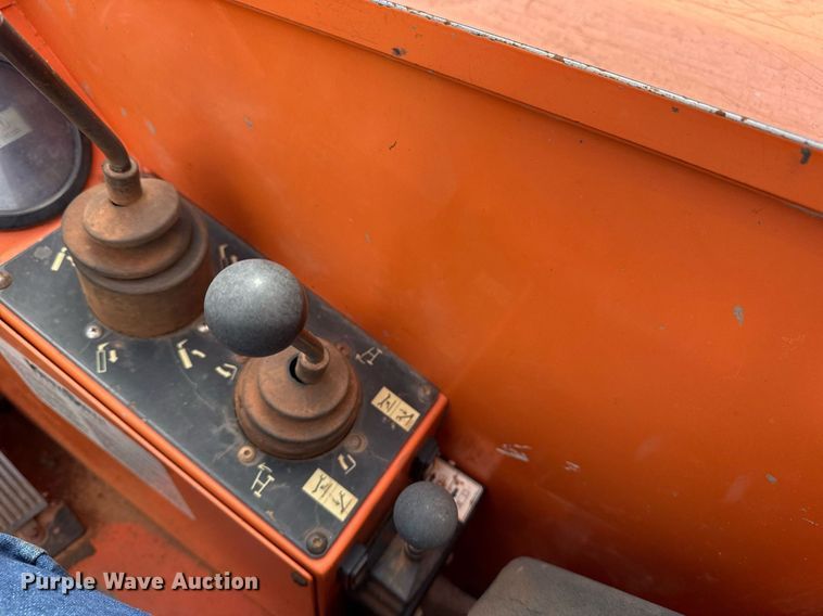 image for item DS3680 2013 JLG 10042 telehandler