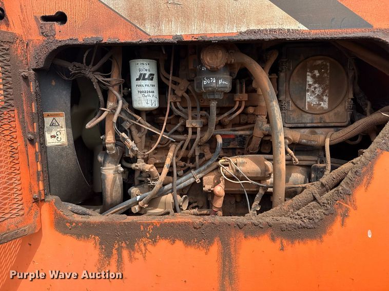 image for item DS3680 2013 JLG 10042 telehandler