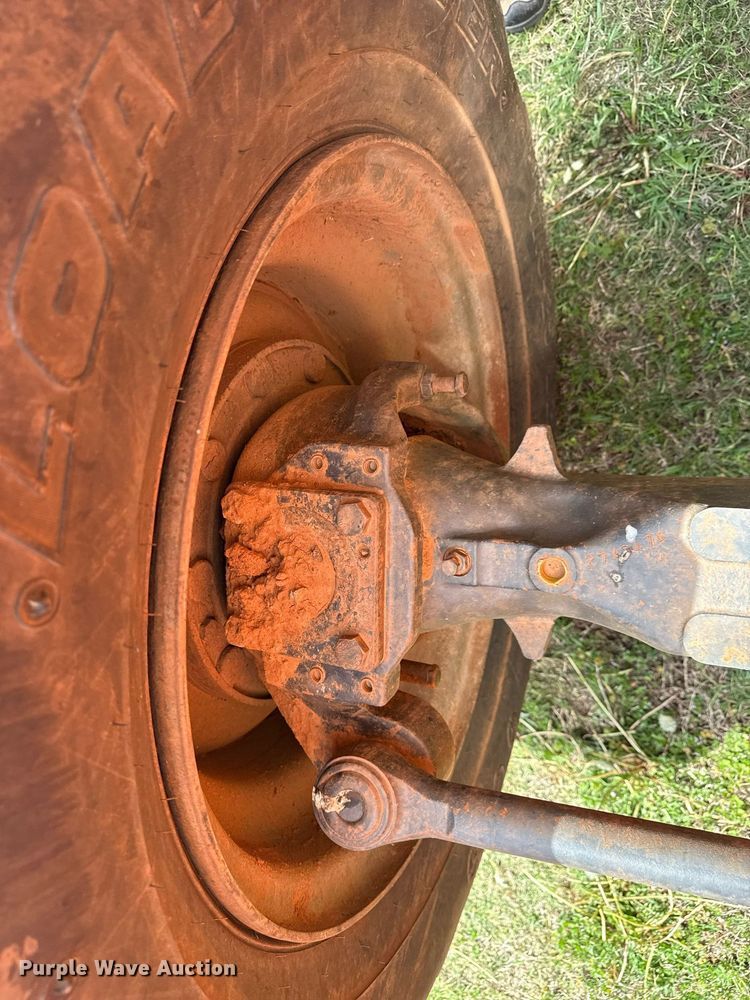 image for item DS3680 2013 JLG 10042 telehandler