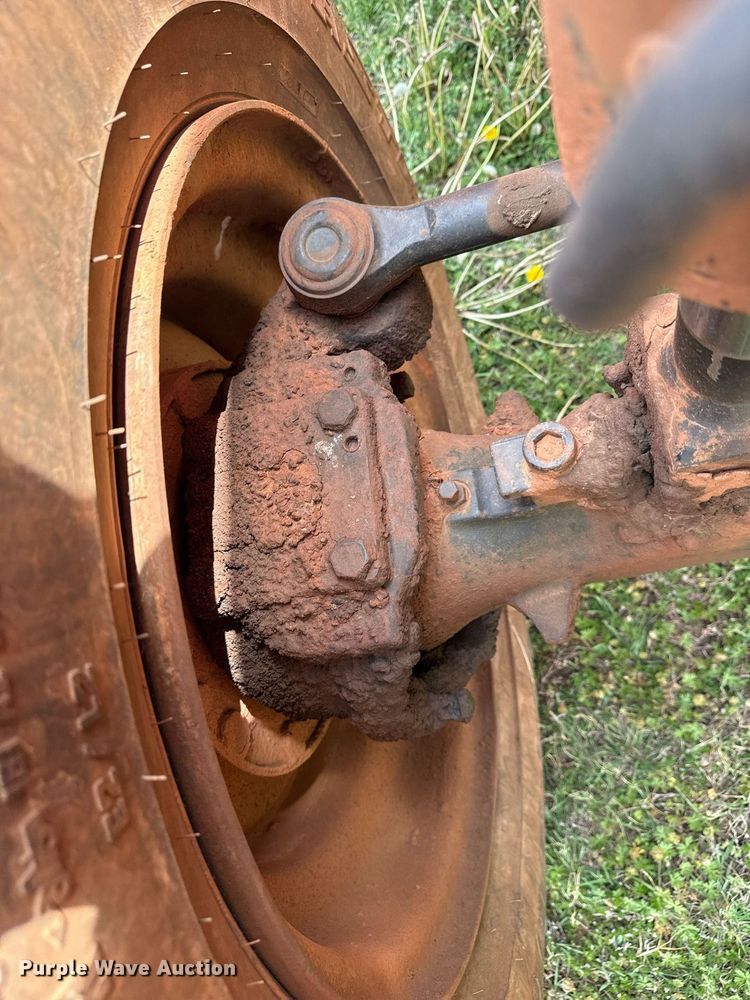 image for item DS3680 2013 JLG 10042 telehandler