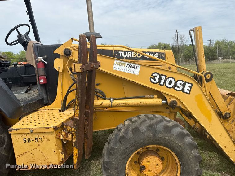 image for item DS3681 John Deere 310SE backhoe