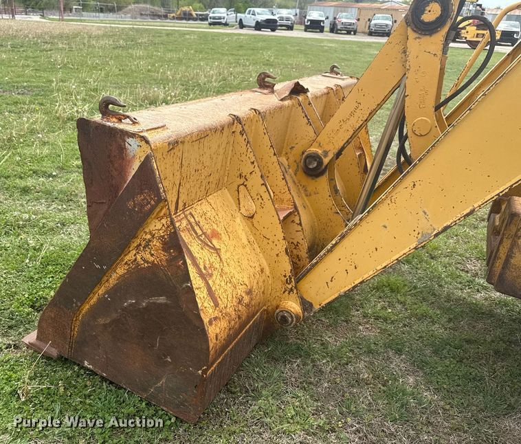 image for item DS3681 John Deere 310SE backhoe