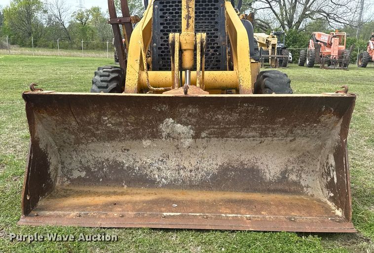 image for item DS3681 John Deere 310SE backhoe