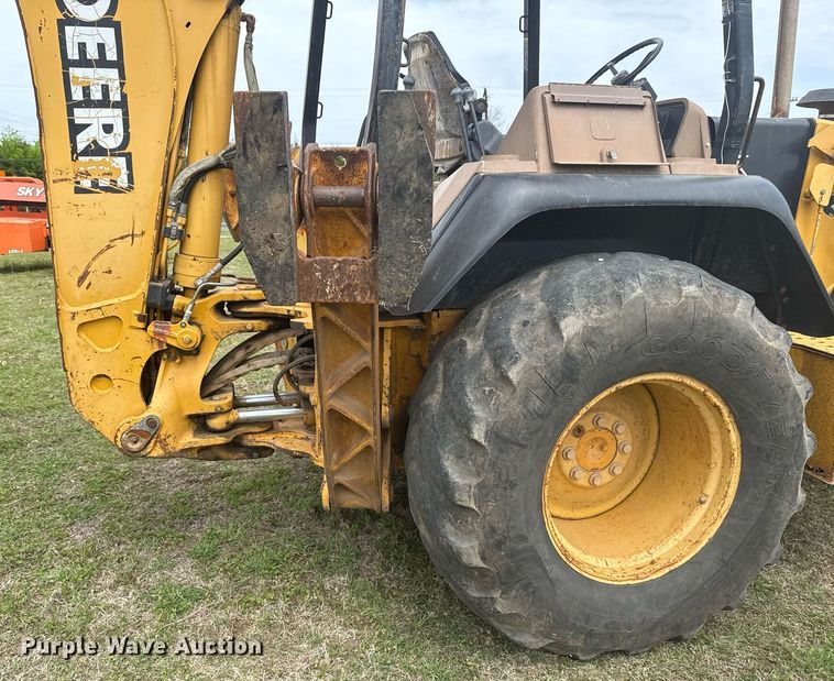 image for item DS3681 John Deere 310SE backhoe