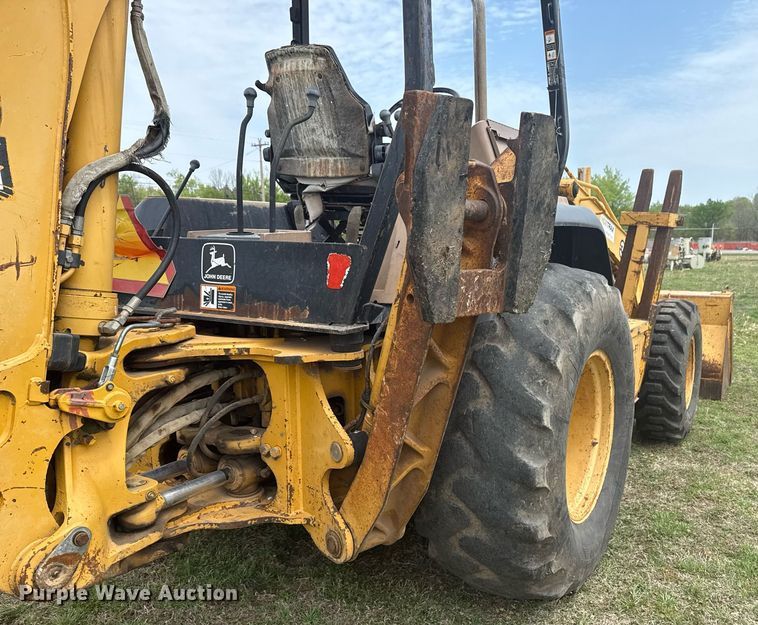 image for item DS3681 John Deere 310SE backhoe