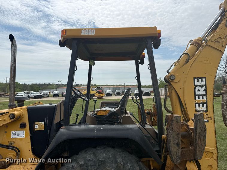 image for item DS3681 John Deere 310SE backhoe