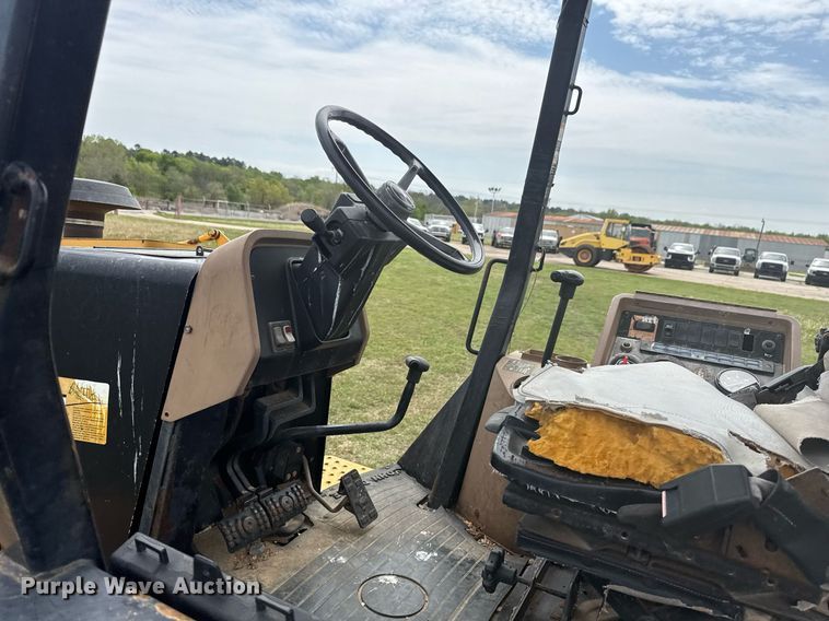 image for item DS3681 John Deere 310SE backhoe