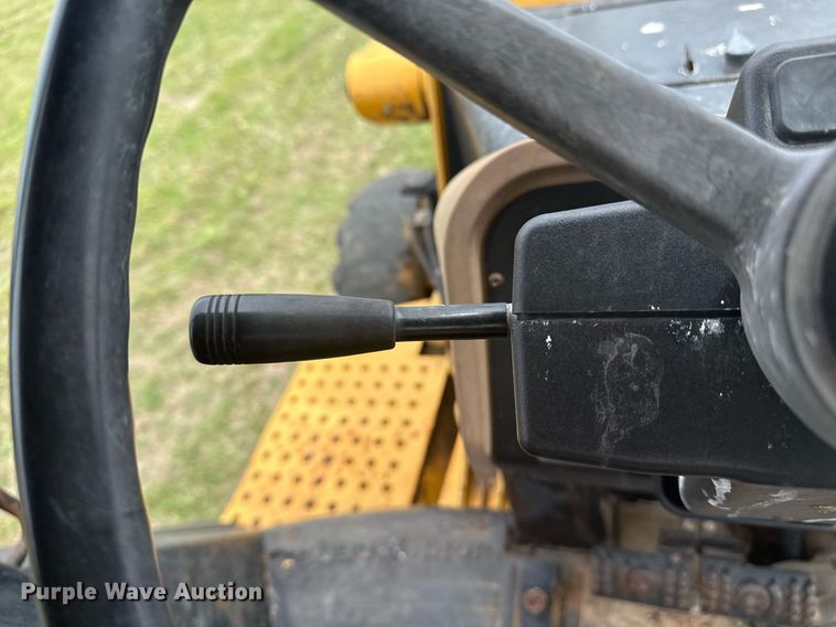 image for item DS3681 John Deere 310SE backhoe