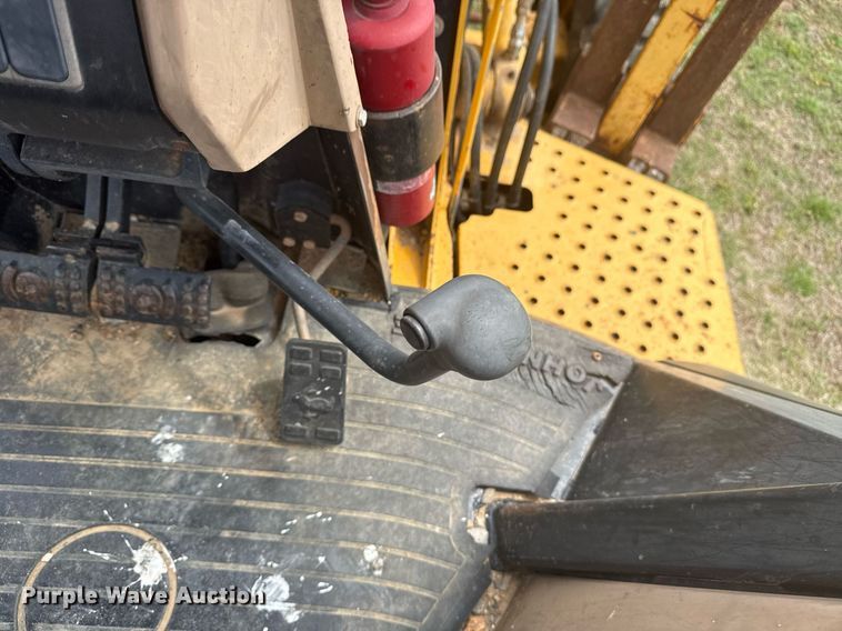 image for item DS3681 John Deere 310SE backhoe