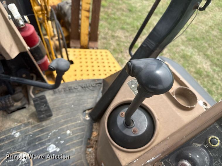 image for item DS3681 John Deere 310SE backhoe