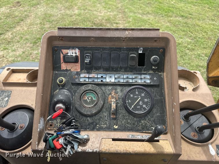 image for item DS3681 John Deere 310SE backhoe