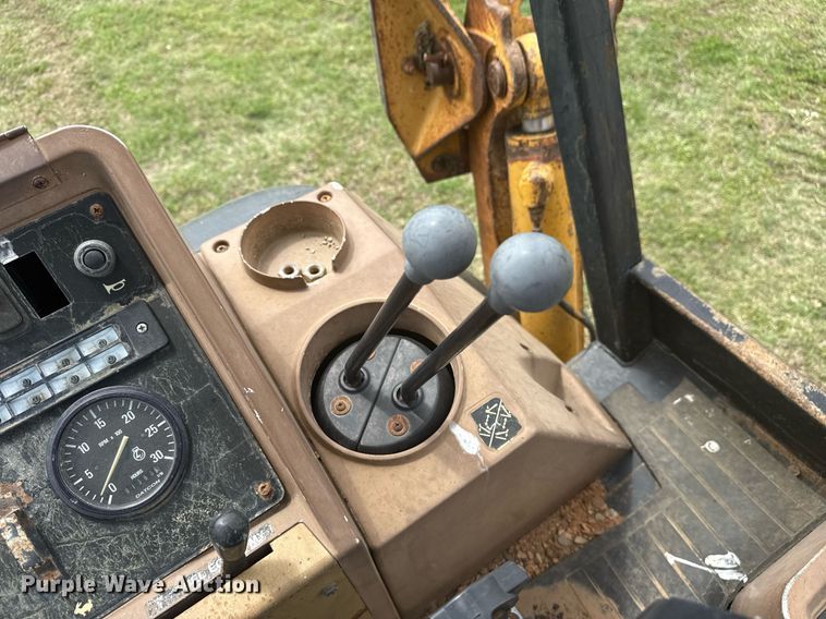 image for item DS3681 John Deere 310SE backhoe