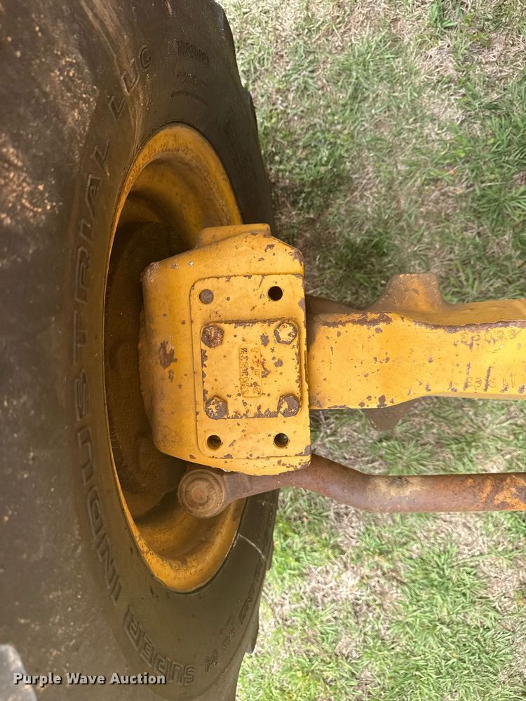 image for item DS3681 John Deere 310SE backhoe