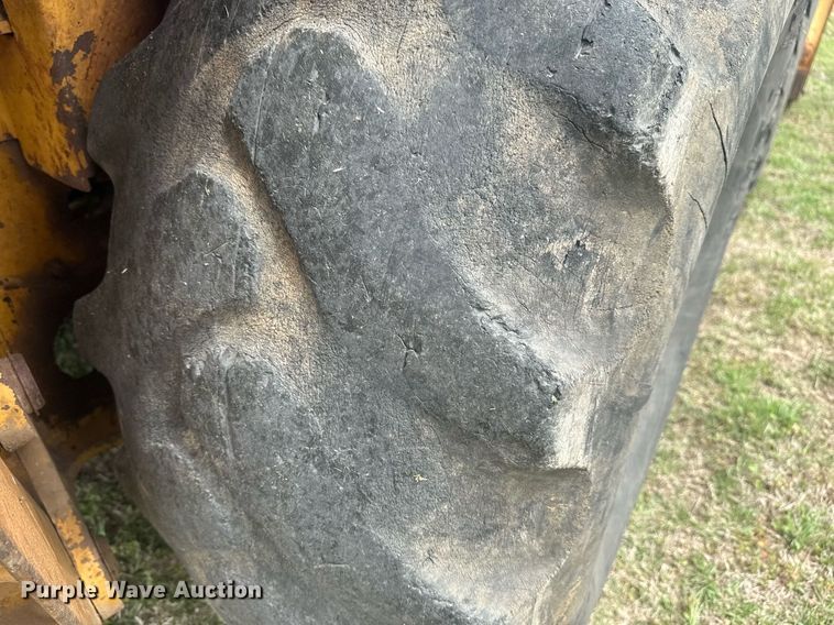 image for item DS3681 John Deere 310SE backhoe